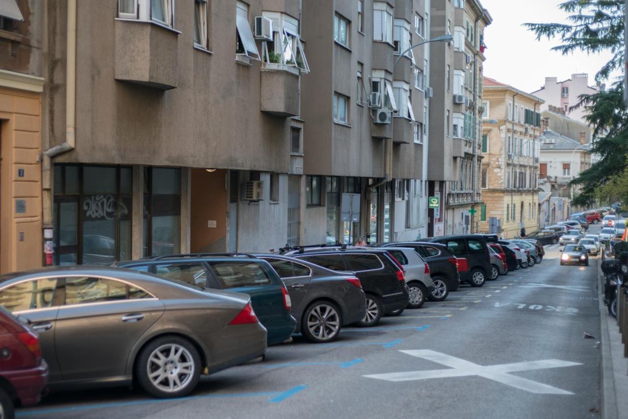 Luxflat20 Apartment Rijeka Exterior photo